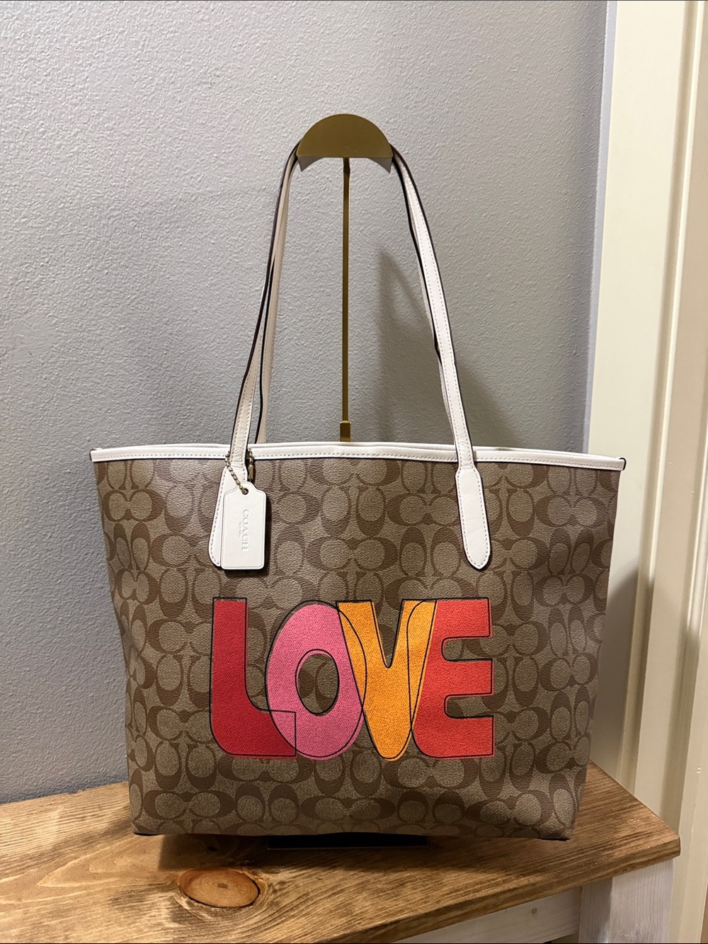 Auth COACH #C2810 "LOVE" City Tote Bag Purse Signature Canvas Khaki Chalk - Cool